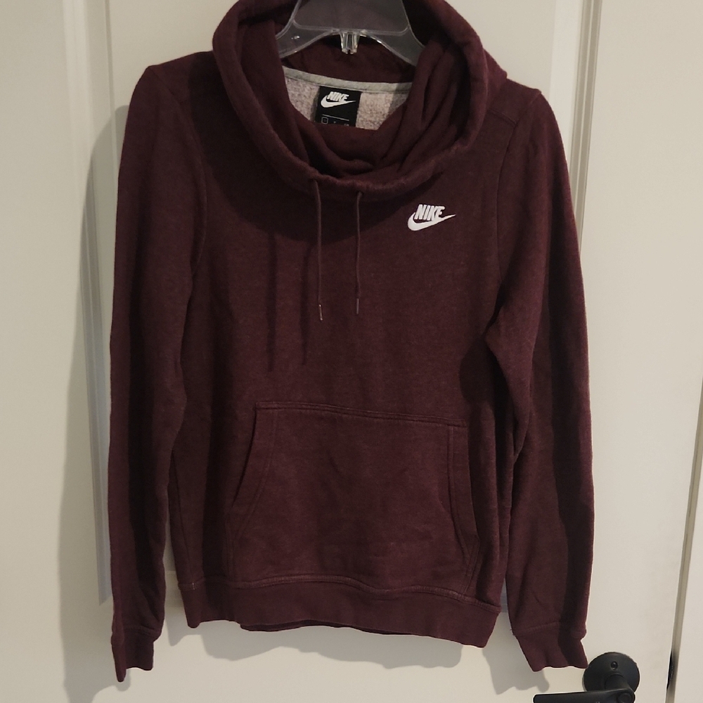 Nike Cowl Neck - Maroon